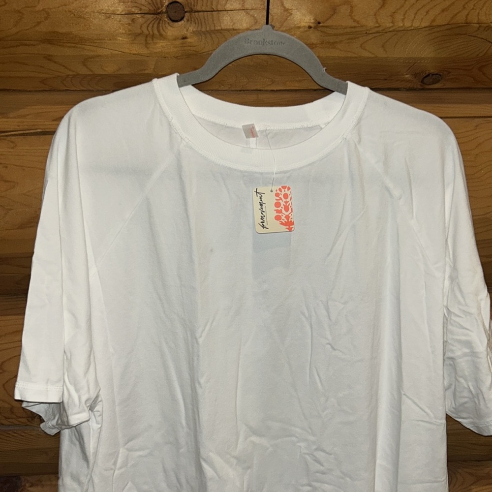 Free People NWT Hot Shot Tunic Tee Size Medium in White - Picture 8 of 12